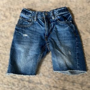GAP boys cutoff denim jean shorts - size 6